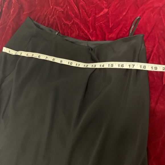 Calvin Klein couture evening wear. REDUCED. Black satin. Well priced. - Picture 5 of 8